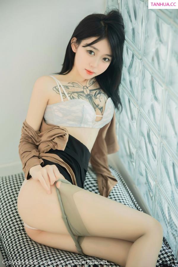 小奶瓶呜呜  [XiuRen]高清写真图 2022.09.14 No.5587 奶瓶第96张图片